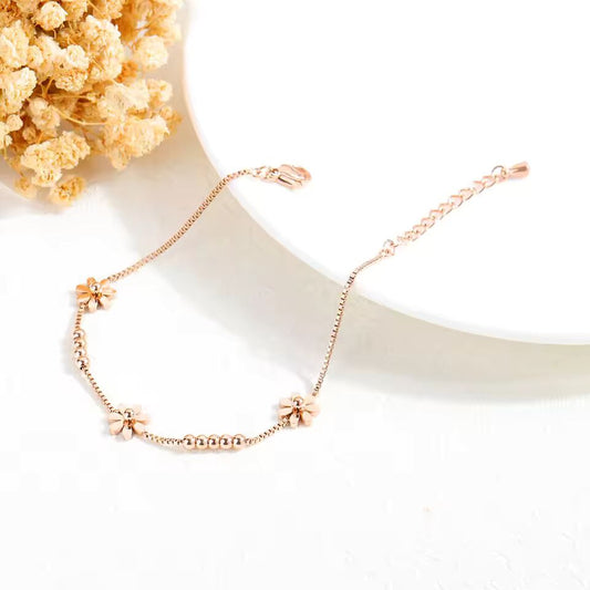 Lokaer Titanium Steel Rose Gold Plated Small Fresh Daisy Charm Bracelet Female Jewelry Trendy Chain & Link Bracelets B18196